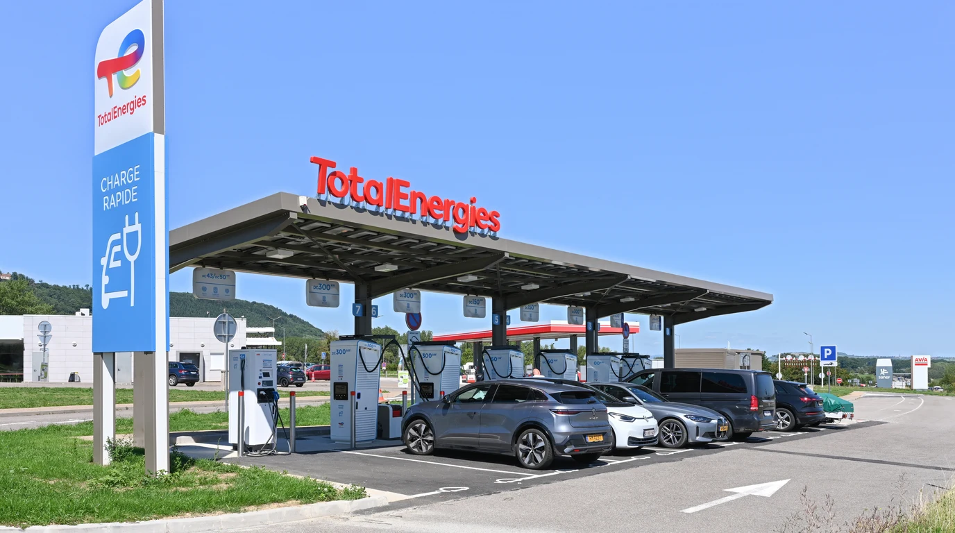 EV Charger Circuit Sizing: 125% Continuous Load Rules
